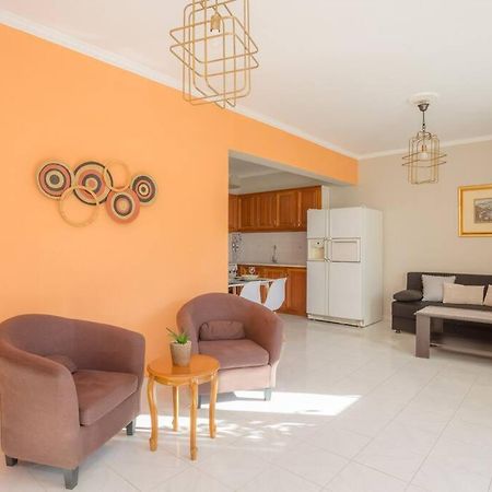 New  2 Bedroom/ 2 Bath Ap.Nidri, Familia エクステリア 写真